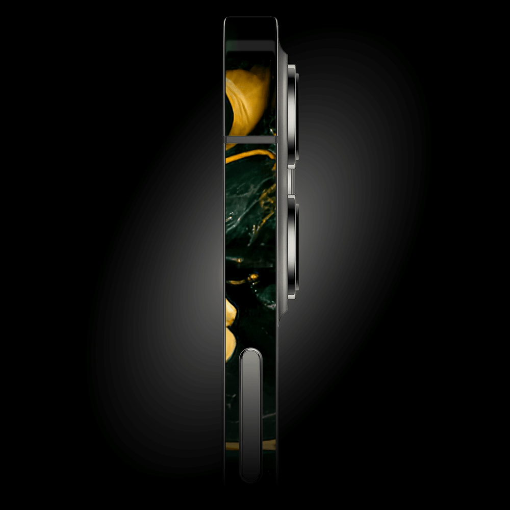 iPhone 12 PRO SIGNATURE AGATE GEODE Royal Green-Gold Skin